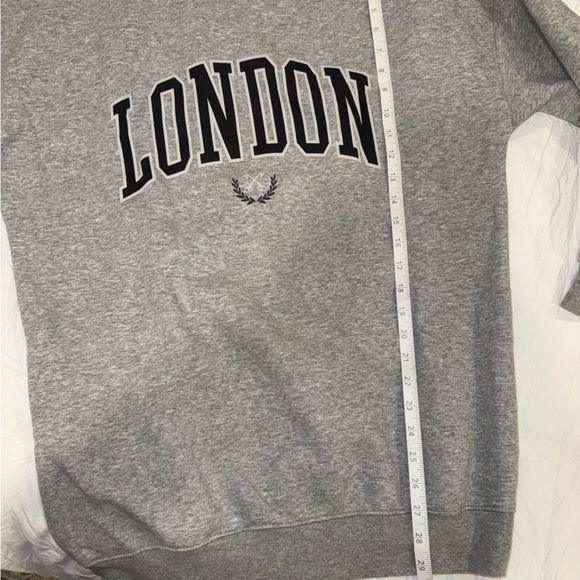 BP Gray London Crewneck Sweater | Pullover Sweatshirt | Size M - Picture 5 of 8